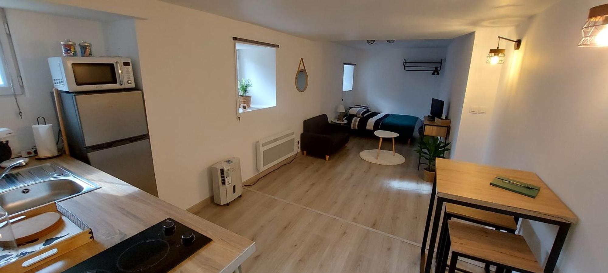 Chez Mathilde, Studio Sur Laval لافال المظهر الخارجي الصورة