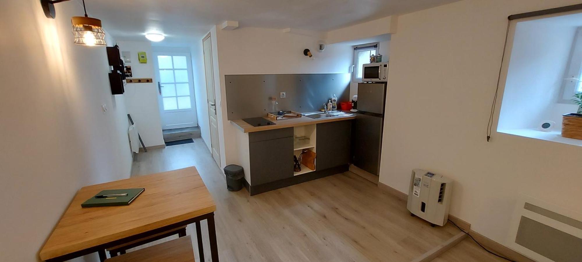 Chez Mathilde, Studio Sur Laval لافال المظهر الخارجي الصورة