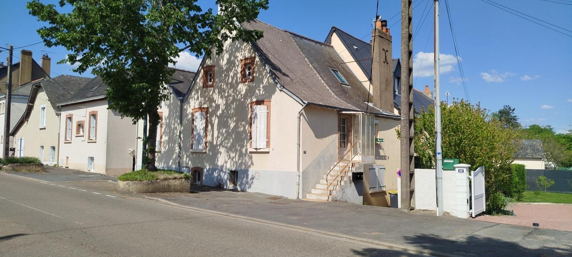 Chez Mathilde, Studio Sur Laval لافال المظهر الخارجي الصورة